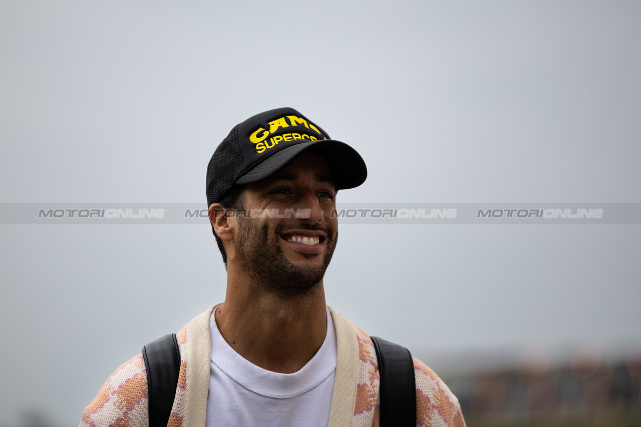 GP OLANDA, Daniel Ricciardo (AUS) AlphaTauri.

24.08.2023. Formula 1 World Championship, Rd 14, Dutch Grand Prix, Zandvoort, Netherlands, Preparation Day.

 - www.xpbimages.com, EMail: requests@xpbimages.com © Copyright: Staley / XPB Images