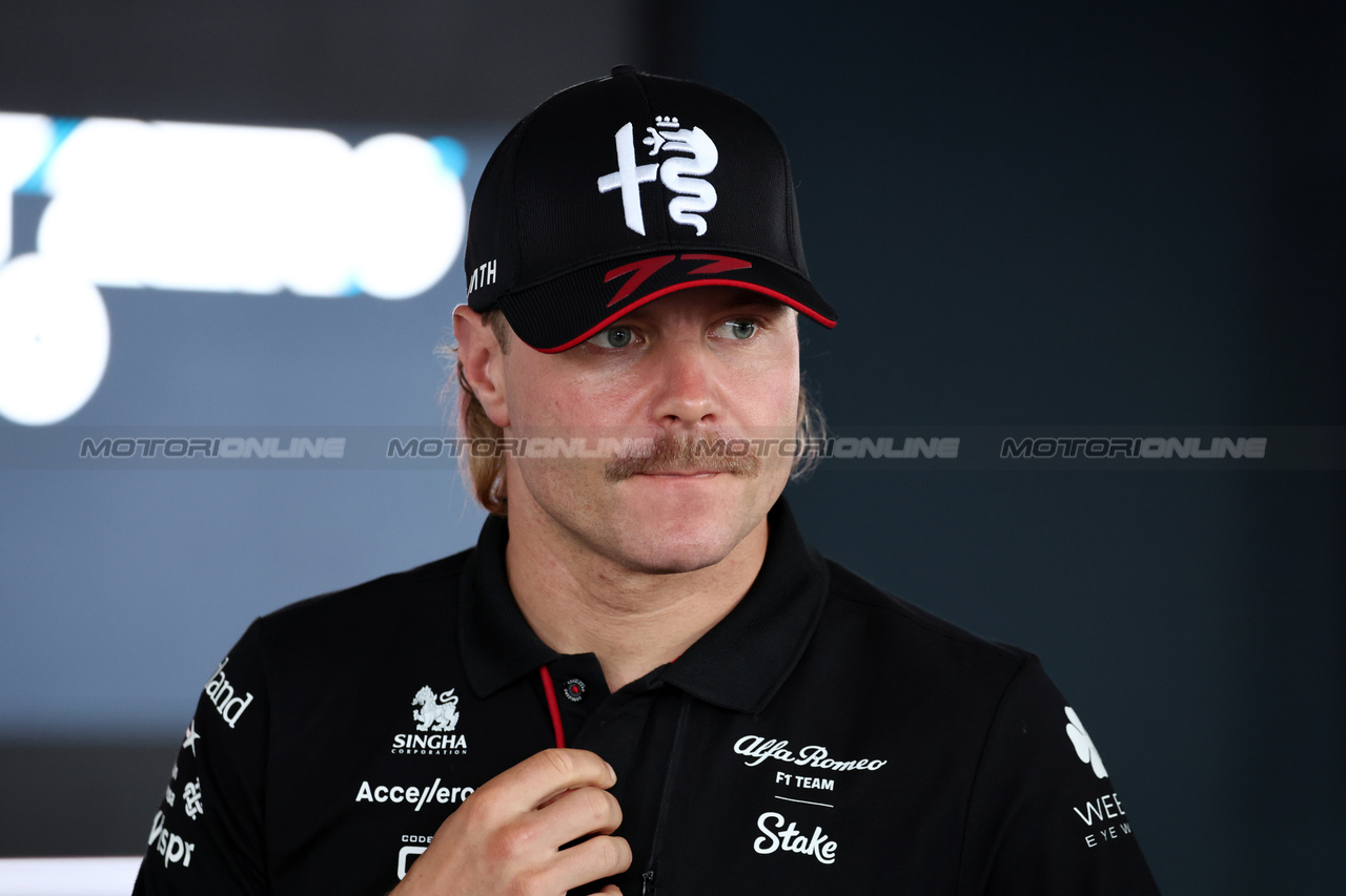 GP OLANDA, Valtteri Bottas (FIN) Alfa Romeo F1 Team.

24.08.2023. Formula 1 World Championship, Rd 14, Dutch Grand Prix, Zandvoort, Netherlands, Preparation Day.

- www.xpbimages.com, EMail: requests@xpbimages.com © Copyright: Moy / XPB Images