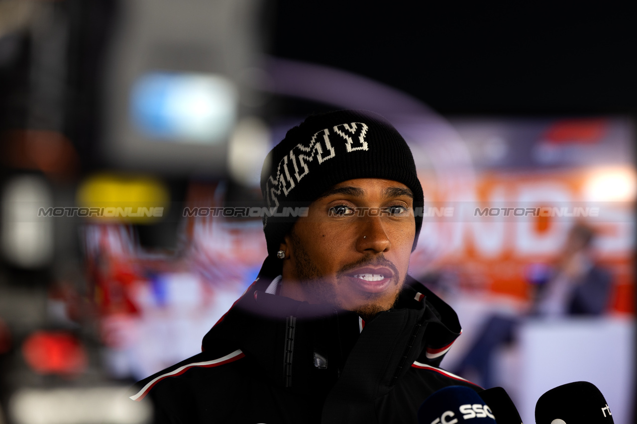GP OLANDA, Lewis Hamilton (GBR) Mercedes AMG F1.

24.08.2023. Formula 1 World Championship, Rd 14, Dutch Grand Prix, Zandvoort, Netherlands, Preparation Day.

 - www.xpbimages.com, EMail: requests@xpbimages.com © Copyright: Staley / XPB Images