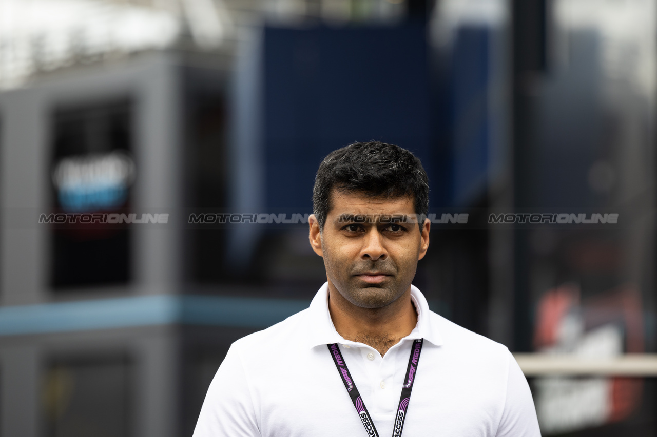 GP OLANDA, Karun Chandhok (IND) Sky Sports F1 Presenter.

24.08.2023. Formula 1 World Championship, Rd 14, Dutch Grand Prix, Zandvoort, Netherlands, Preparation Day.

 - www.xpbimages.com, EMail: requests@xpbimages.com © Copyright: Staley / XPB Images