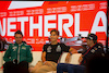 GP OLANDA, (L to R): Fernando Alonso (ESP) Aston Martin F1 Team; George Russell (GBR) Mercedes AMG F1; e Max Verstappen (NLD) Red Bull Racing, in the FIA Press Conference.
24.08.2023. Formula 1 World Championship, Rd 14, Dutch Grand Prix, Zandvoort, Netherlands, Preparation Day.
- www.xpbimages.com, EMail: requests@xpbimages.com © Copyright: XPB Images