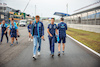 GP OLANDA, Alexander Albon (THA) Williams Racing walks the circuit with the team.
24.08.2023. Formula 1 World Championship, Rd 14, Dutch Grand Prix, Zandvoort, Netherlands, Preparation Day.
- www.xpbimages.com, EMail: requests@xpbimages.com © Copyright: Bearne / XPB Images