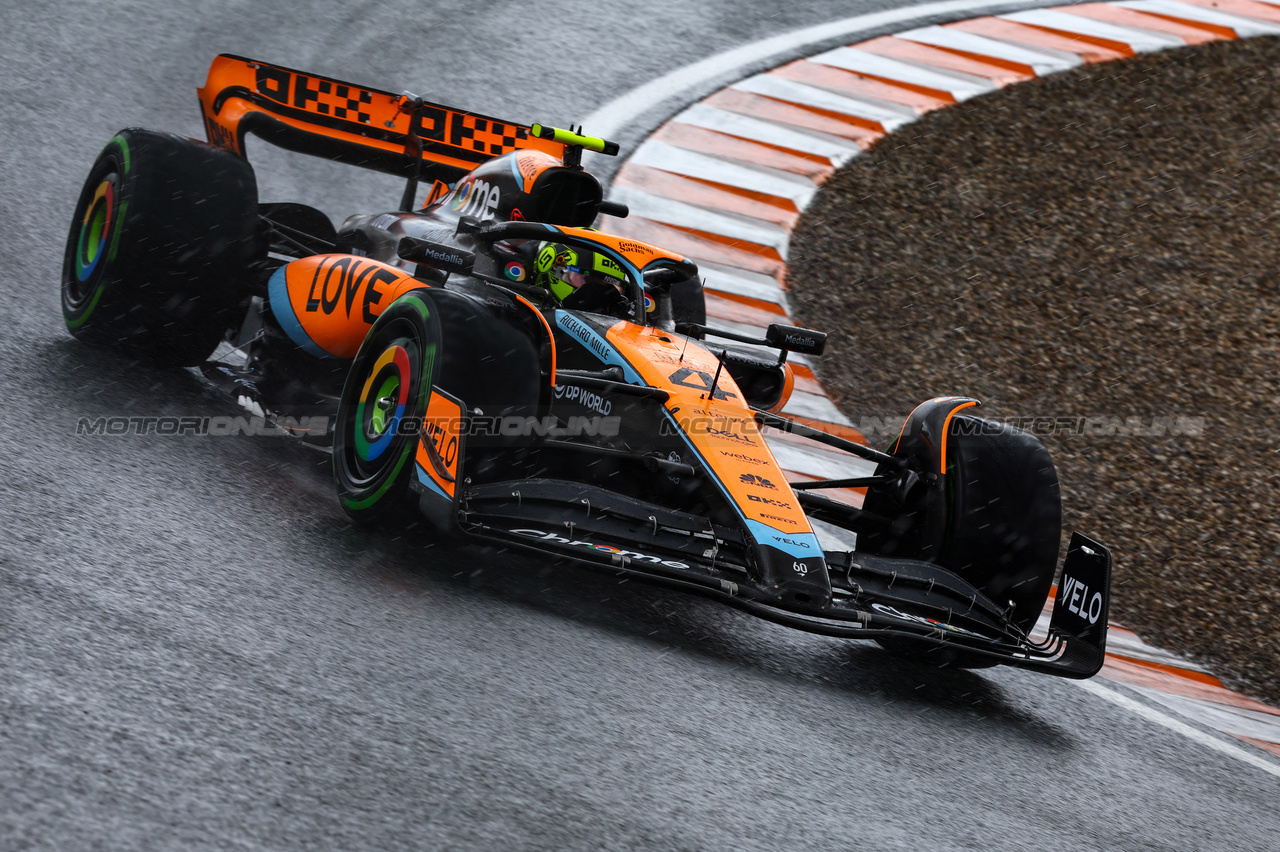 GP OLANDA, Lando Norris (GBR), McLaren F1 Team 
26.08.2023. Formula 1 World Championship, Rd 14, Dutch Grand Prix, Zandvoort, Netherlands, Qualifiche Day.
- www.xpbimages.com, EMail: requests@xpbimages.com © Copyright: Charniaux / XPB Images