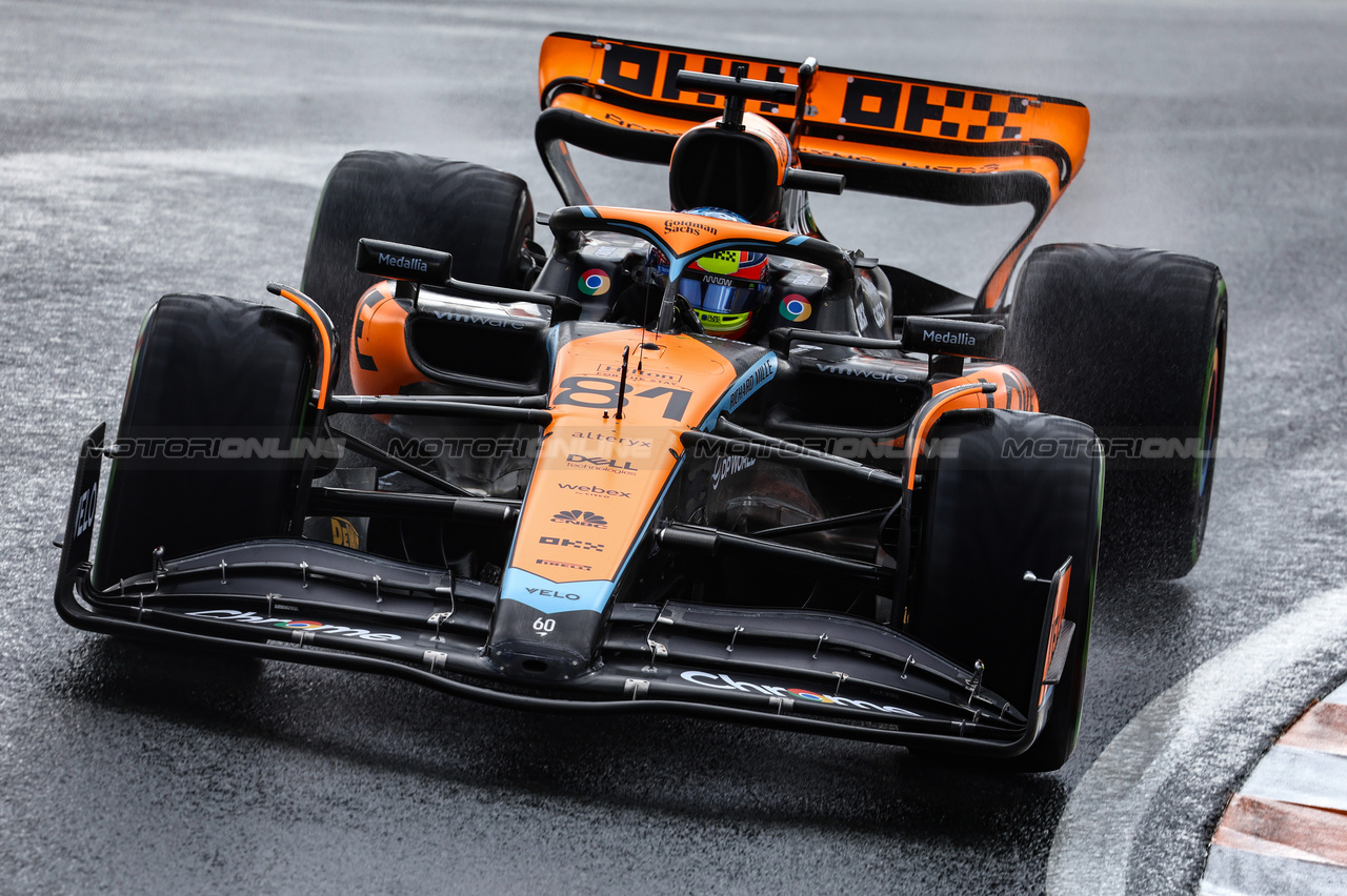 GP OLANDA, Oscar Piastri (AUS), McLaren 
26.08.2023. Formula 1 World Championship, Rd 14, Dutch Grand Prix, Zandvoort, Netherlands, Qualifiche Day.
- www.xpbimages.com, EMail: requests@xpbimages.com © Copyright: Charniaux / XPB Images