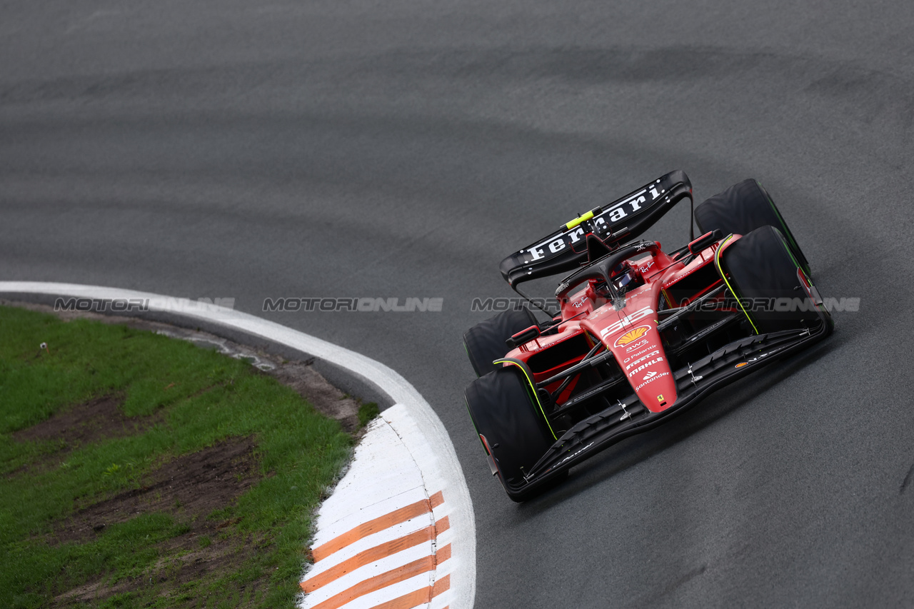 GP OLANDA, Carlos Sainz Jr (ESP) Ferrari SF-23.

26.08.2023. Formula 1 World Championship, Rd 14, Dutch Grand Prix, Zandvoort, Netherlands, Qualifiche Day.

 - www.xpbimages.com, EMail: requests@xpbimages.com © Copyright: Coates / XPB Images