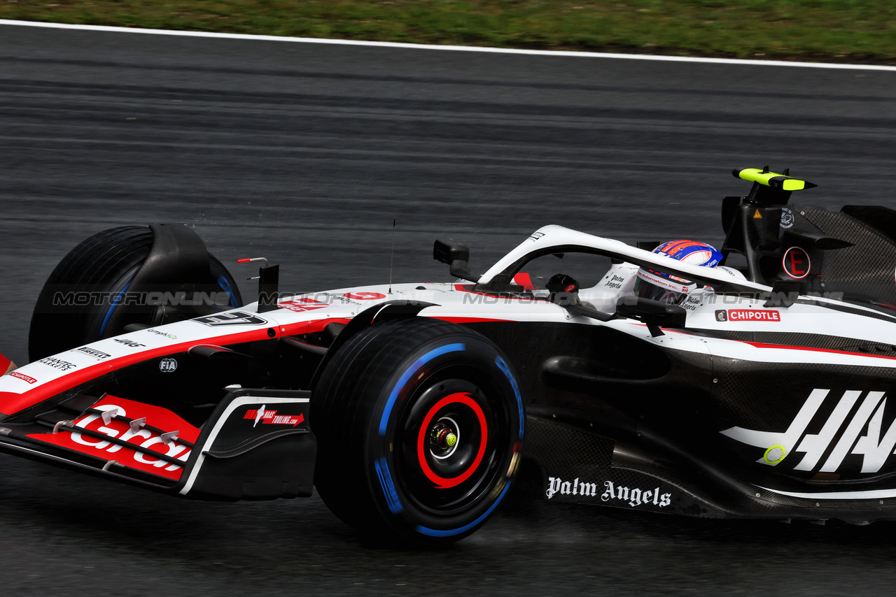 GP OLANDA, Nico Hulkenberg (GER) Haas VF-23.

26.08.2023. Formula 1 World Championship, Rd 14, Dutch Grand Prix, Zandvoort, Netherlands, Qualifiche Day.

 - www.xpbimages.com, EMail: requests@xpbimages.com © Copyright: Coates / XPB Images