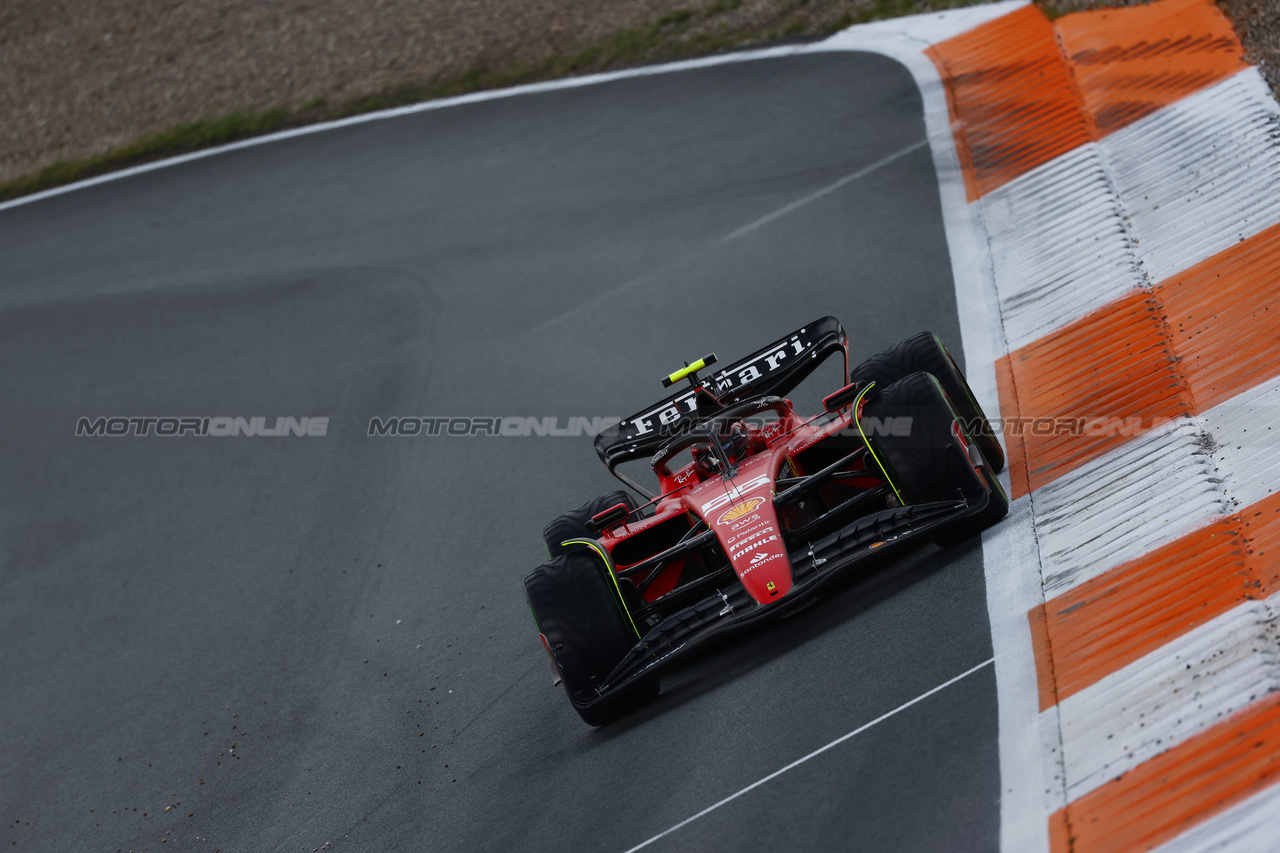 GP OLANDA, Carlos Sainz Jr (ESP) Ferrari SF-23.

26.08.2023. Formula 1 World Championship, Rd 14, Dutch Grand Prix, Zandvoort, Netherlands, Qualifiche Day.

 - www.xpbimages.com, EMail: requests@xpbimages.com © Copyright: Coates / XPB Images