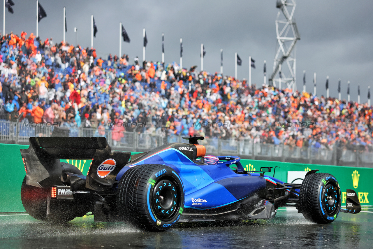 GP OLANDA, Alexander Albon (THA) Williams Racing FW45 leaves the pits.

26.08.2023. Formula 1 World Championship, Rd 14, Dutch Grand Prix, Zandvoort, Netherlands, Qualifiche Day.

- www.xpbimages.com, EMail: requests@xpbimages.com © Copyright: Bearne / XPB Images