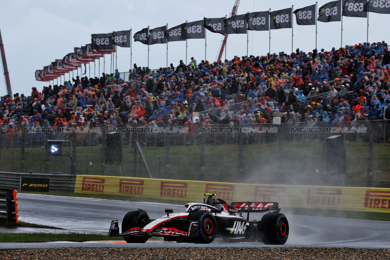 GP OLANDA, Nico Hulkenberg (GER) Haas VF-23.

26.08.2023. Formula 1 World Championship, Rd 14, Dutch Grand Prix, Zandvoort, Netherlands, Qualifiche Day.

 - www.xpbimages.com, EMail: requests@xpbimages.com © Copyright: Coates / XPB Images