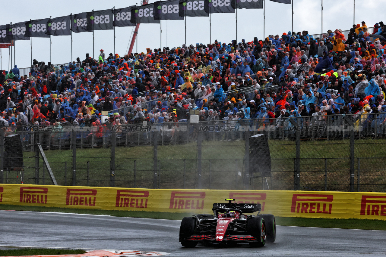 GP OLANDA, Zhou Guanyu (CHN) Alfa Romeo F1 Team C43.

26.08.2023. Formula 1 World Championship, Rd 14, Dutch Grand Prix, Zandvoort, Netherlands, Qualifiche Day.

 - www.xpbimages.com, EMail: requests@xpbimages.com © Copyright: Coates / XPB Images