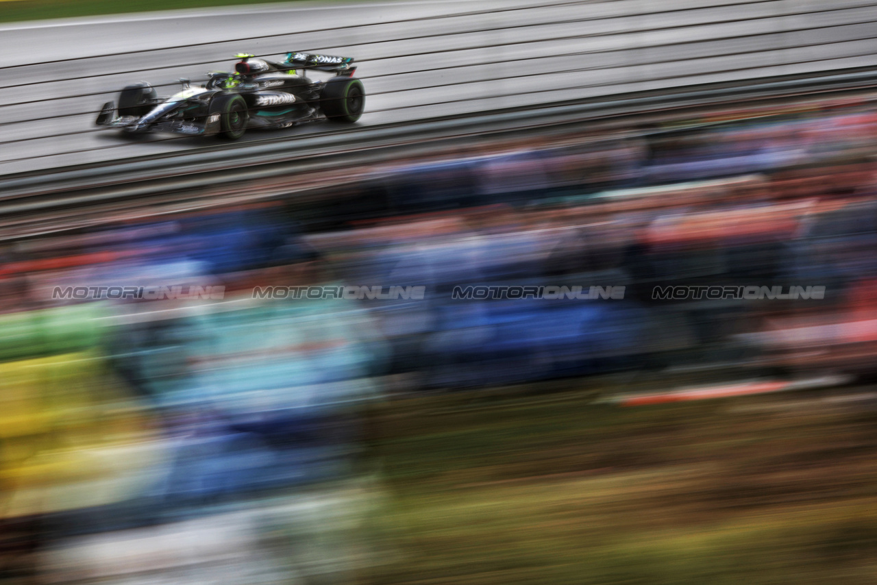 GP OLANDA, Lewis Hamilton (GBR) Mercedes AMG F1 W14.

26.08.2023. Formula 1 World Championship, Rd 14, Dutch Grand Prix, Zandvoort, Netherlands, Qualifiche Day.

 - www.xpbimages.com, EMail: requests@xpbimages.com © Copyright: Staley / XPB Images