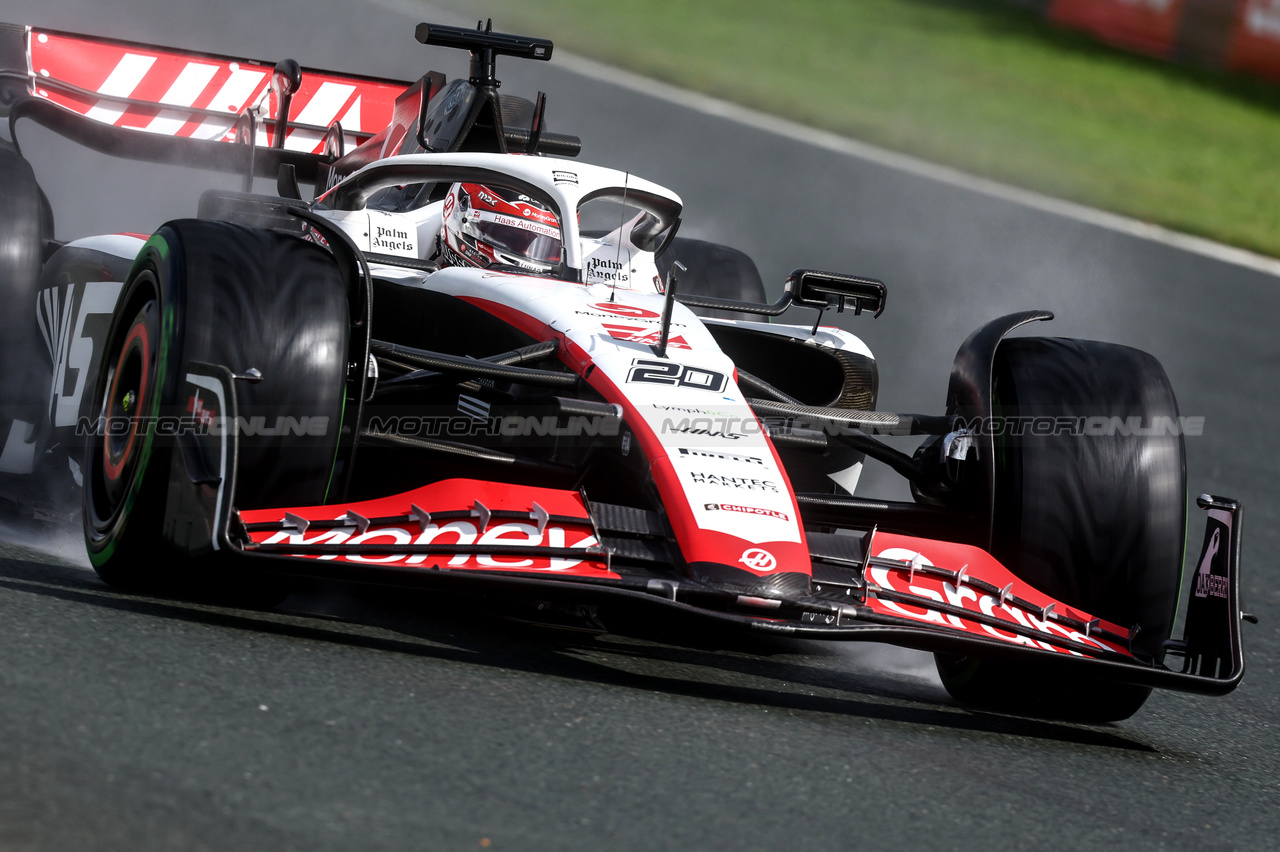 GP OLANDA, Kevin Magnussen (DEN), Haas F1 Team 
26.08.2023. Formula 1 World Championship, Rd 14, Dutch Grand Prix, Zandvoort, Netherlands, Qualifiche Day.
- www.xpbimages.com, EMail: requests@xpbimages.com © Copyright: Charniaux / XPB Images