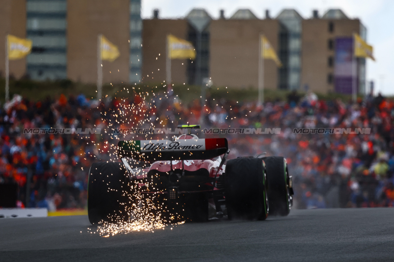 GP OLANDA, Guanyu Zhou (CHI), Alfa Romeo Racing 
26.08.2023. Formula 1 World Championship, Rd 14, Dutch Grand Prix, Zandvoort, Netherlands, Qualifiche Day.
- www.xpbimages.com, EMail: requests@xpbimages.com © Copyright: Charniaux / XPB Images