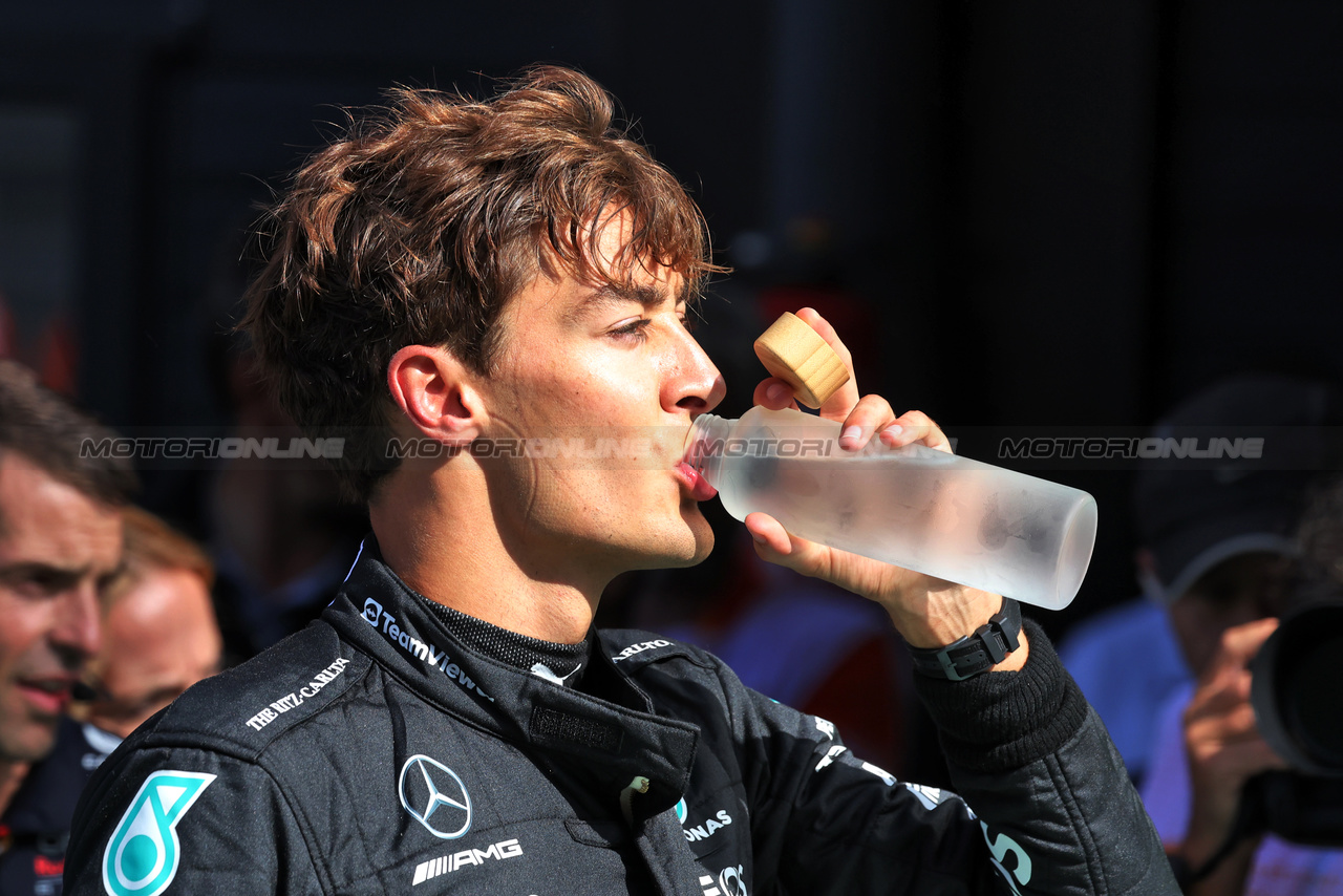 GP OLANDA, George Russell (GBR) Mercedes AMG F1, third position, in qualifying parc ferme.

26.08.2023. Formula 1 World Championship, Rd 14, Dutch Grand Prix, Zandvoort, Netherlands, Qualifiche Day.

- www.xpbimages.com, EMail: requests@xpbimages.com © Copyright: Bearne / XPB Images