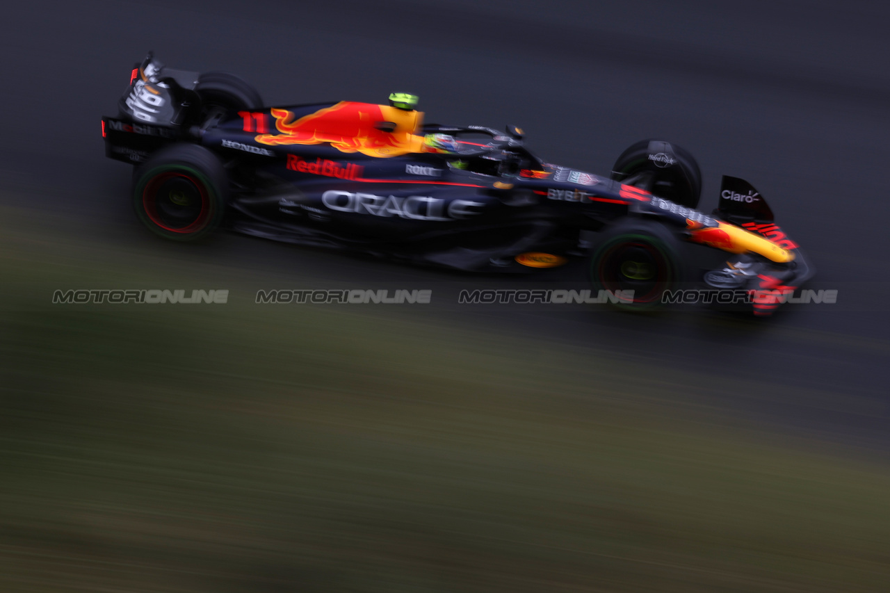 GP OLANDA, Sergio Perez (MEX) Red Bull Racing RB19.

26.08.2023. Formula 1 World Championship, Rd 14, Dutch Grand Prix, Zandvoort, Netherlands, Qualifiche Day.

 - www.xpbimages.com, EMail: requests@xpbimages.com © Copyright: Staley / XPB Images