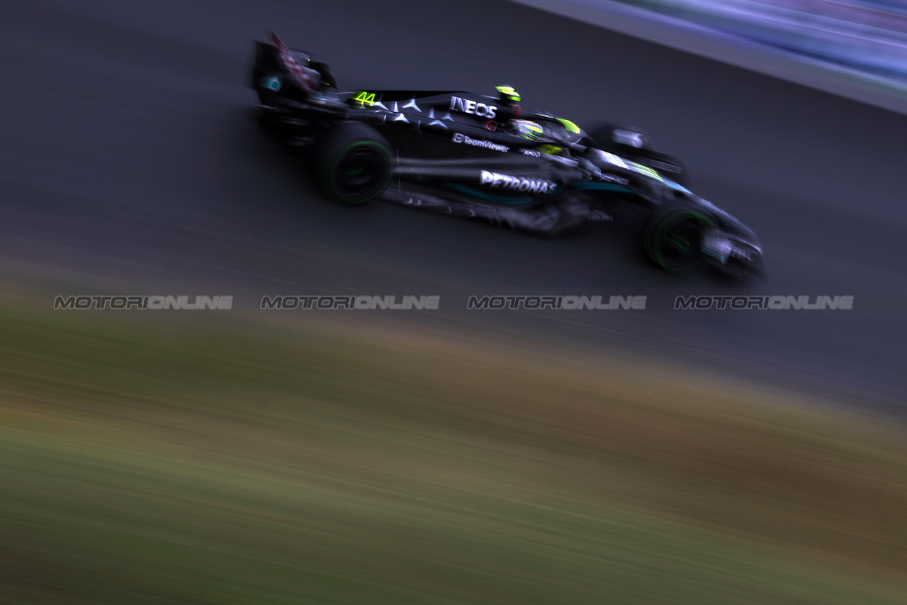 GP OLANDA, Lewis Hamilton (GBR) Mercedes AMG F1 W14.

26.08.2023. Formula 1 World Championship, Rd 14, Dutch Grand Prix, Zandvoort, Netherlands, Qualifiche Day.

 - www.xpbimages.com, EMail: requests@xpbimages.com © Copyright: Staley / XPB Images