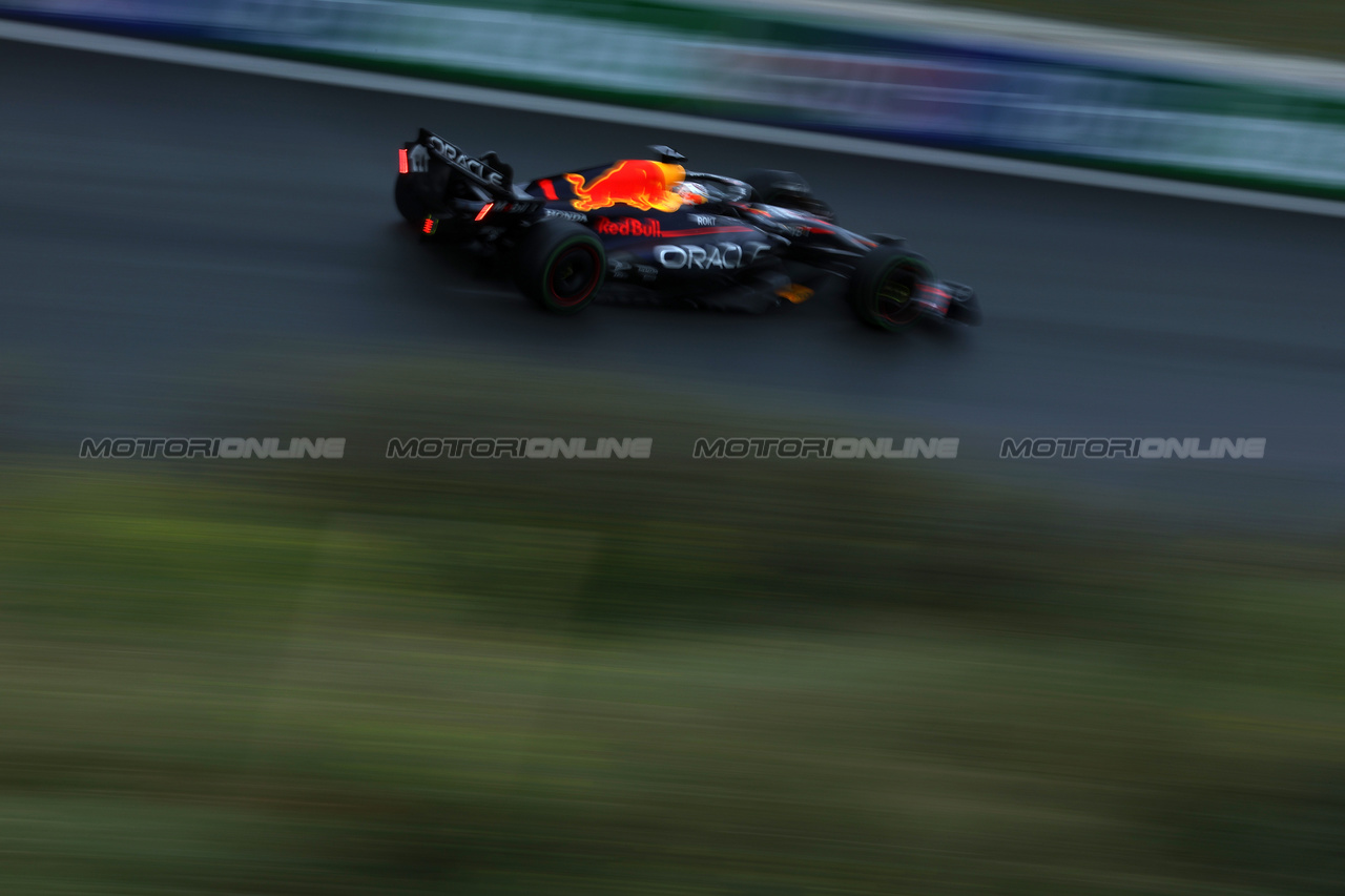 GP OLANDA, Max Verstappen (NLD) Red Bull Racing RB19.

26.08.2023. Formula 1 World Championship, Rd 14, Dutch Grand Prix, Zandvoort, Netherlands, Qualifiche Day.

 - www.xpbimages.com, EMail: requests@xpbimages.com © Copyright: Staley / XPB Images