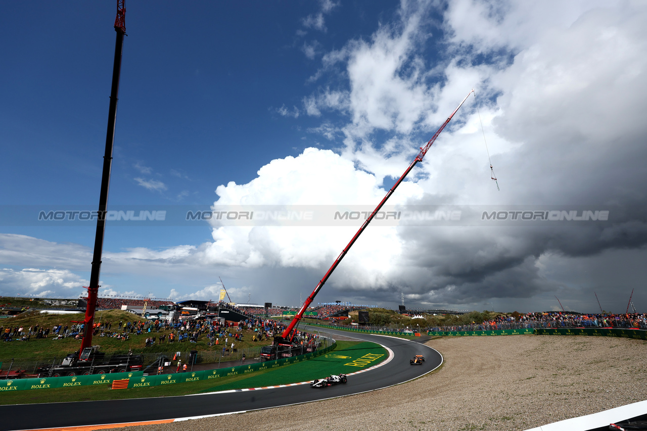 GP OLANDA, Yuki Tsunoda (JPN) AlphaTauri AT04.

26.08.2023. Formula 1 World Championship, Rd 14, Dutch Grand Prix, Zandvoort, Netherlands, Qualifiche Day.

- www.xpbimages.com, EMail: requests@xpbimages.com © Copyright: Moy / XPB Images