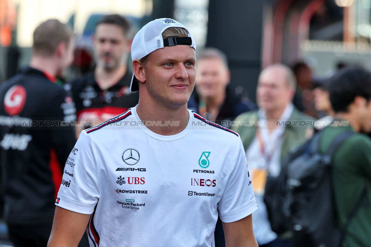 GP OLANDA, Mick Schumacher (GER) Mercedes AMG F1 Reserve Driver.

26.08.2023. Formula 1 World Championship, Rd 14, Dutch Grand Prix, Zandvoort, Netherlands, Qualifiche Day.

- www.xpbimages.com, EMail: requests@xpbimages.com © Copyright: Moy / XPB Images