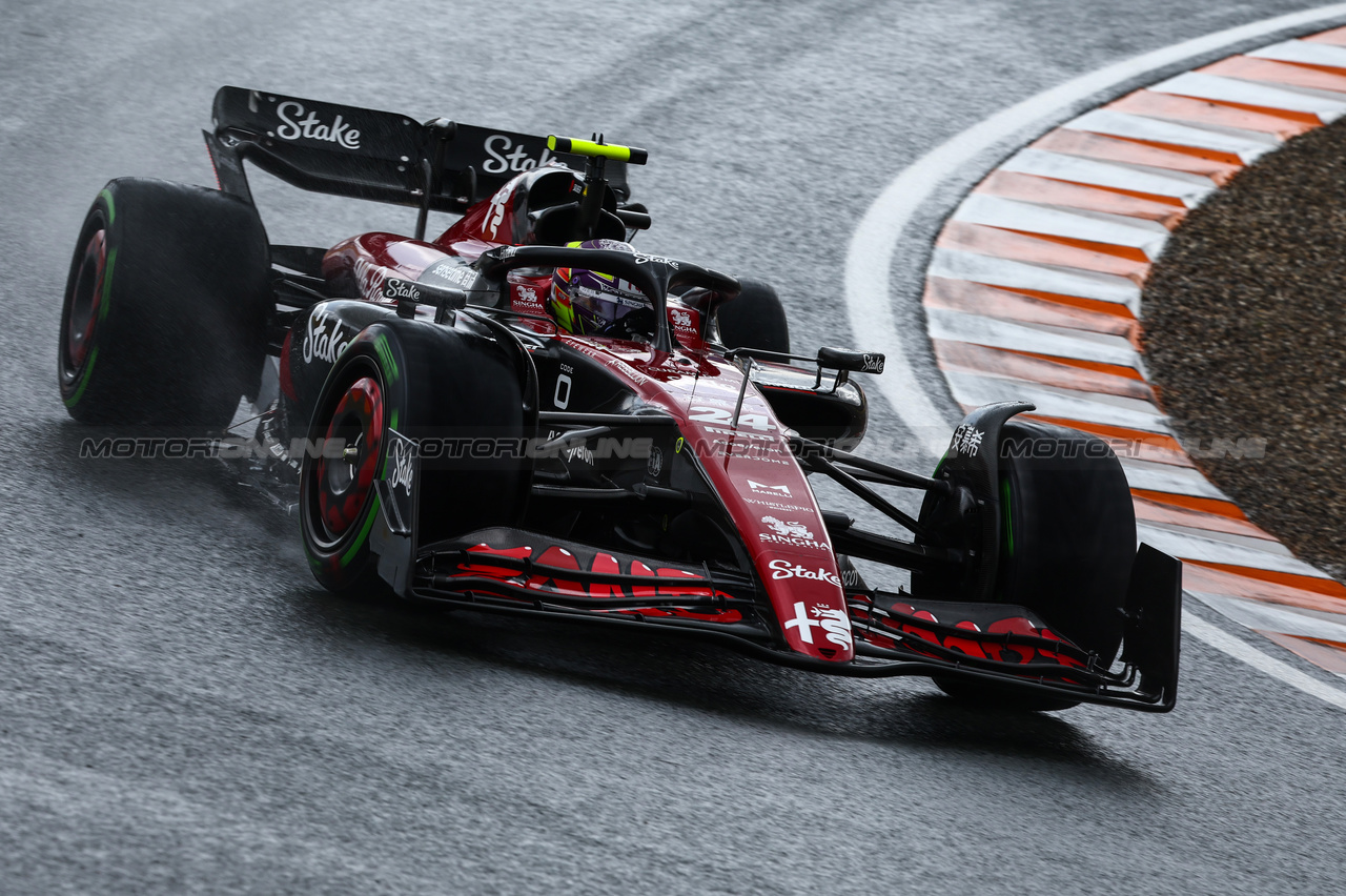 GP OLANDA, Guanyu Zhou (CHI), Alfa Romeo Racing 
26.08.2023. Formula 1 World Championship, Rd 14, Dutch Grand Prix, Zandvoort, Netherlands, Qualifiche Day.
- www.xpbimages.com, EMail: requests@xpbimages.com © Copyright: Charniaux / XPB Images