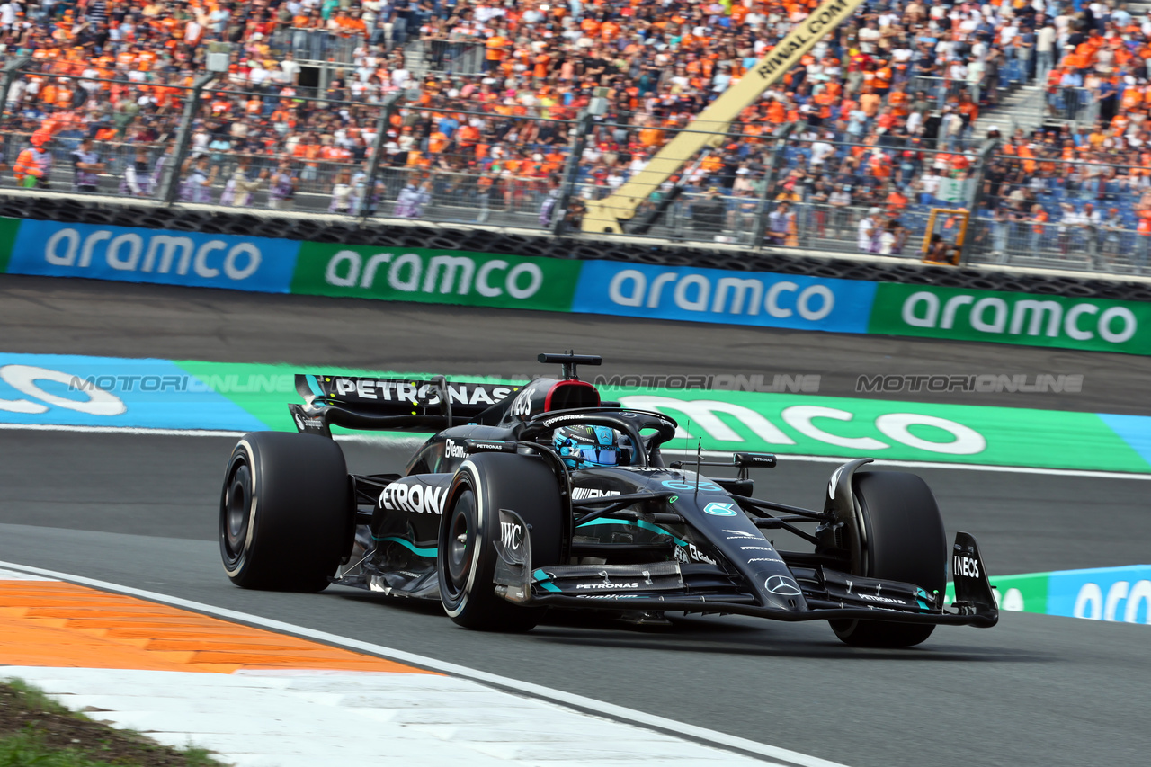 GP OLANDA, George Russell (GBR) Mercedes AMG F1 W14.

25.08.2023. Formula 1 World Championship, Rd 14, Dutch Grand Prix, Zandvoort, Netherlands, Practice Day.

- www.xpbimages.com, EMail: requests@xpbimages.com © Copyright: Miltenburg / XPB Images
