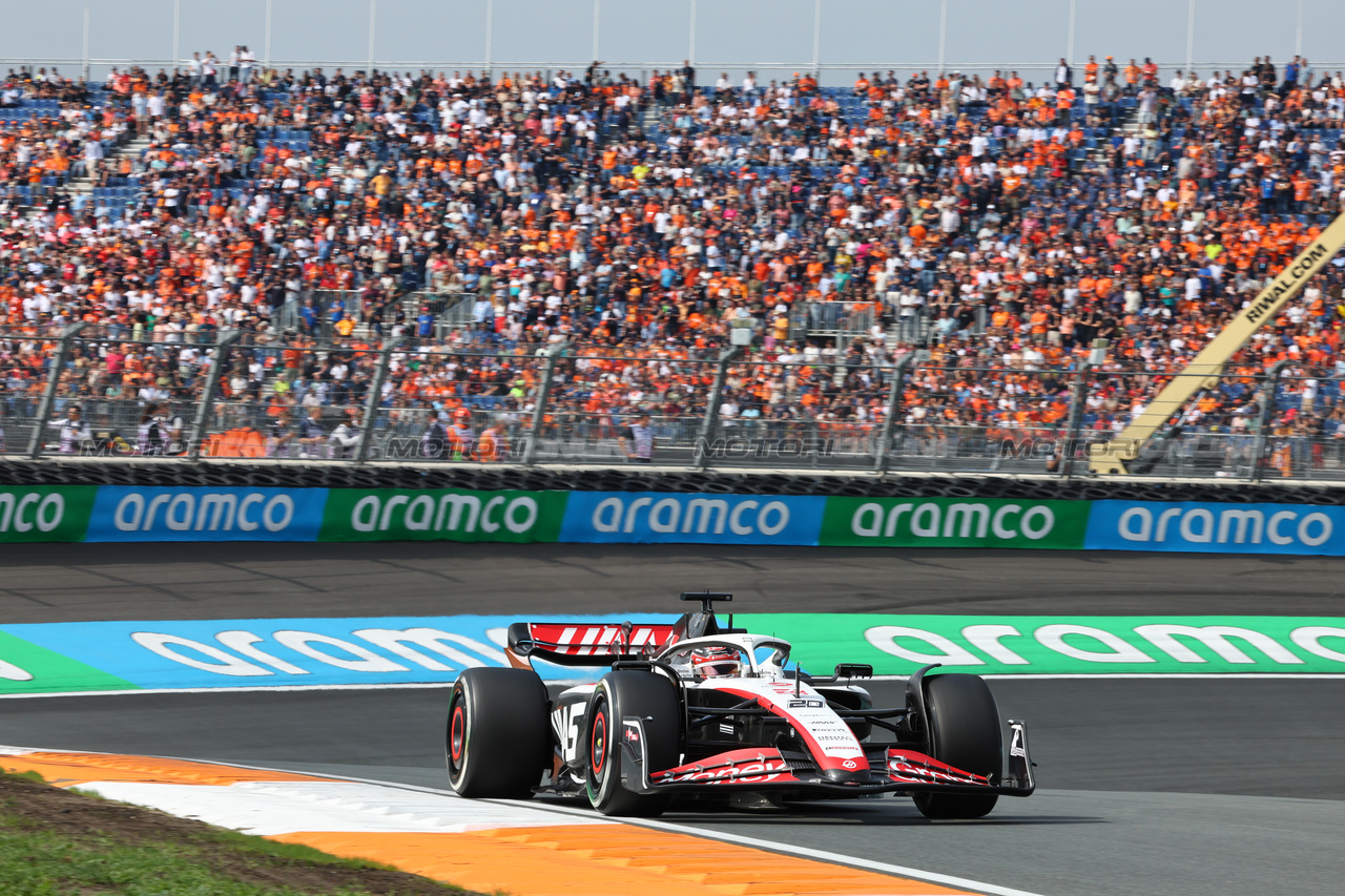 GP OLANDA, Kevin Magnussen (DEN) Haas VF-23.

25.08.2023. Formula 1 World Championship, Rd 14, Dutch Grand Prix, Zandvoort, Netherlands, Practice Day.

- www.xpbimages.com, EMail: requests@xpbimages.com © Copyright: Miltenburg / XPB Images