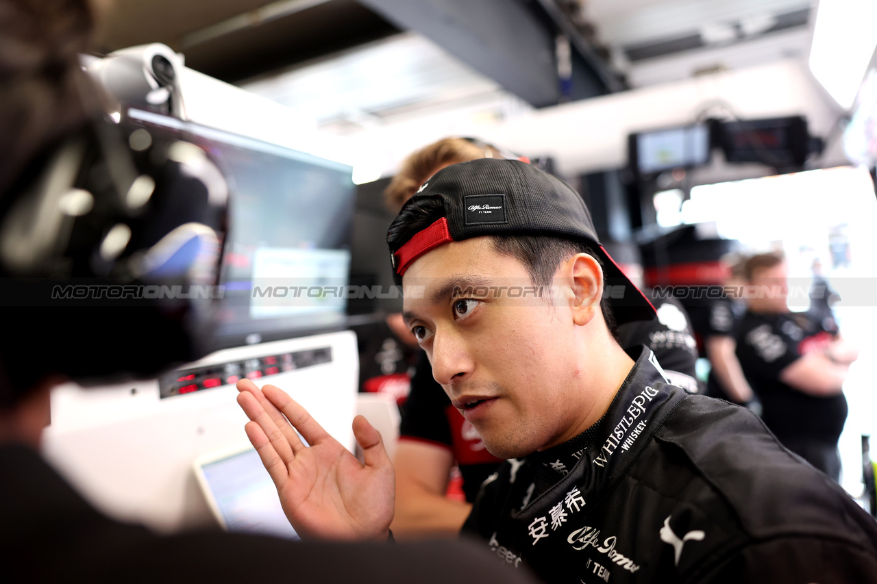 GP OLANDA, Zhou Guanyu (CHN) Alfa Romeo F1 Team.

25.08.2023. Formula 1 World Championship, Rd 14, Dutch Grand Prix, Zandvoort, Netherlands, Practice Day.

- www.xpbimages.com, EMail: requests@xpbimages.com © Copyright: Bearne / XPB Images
