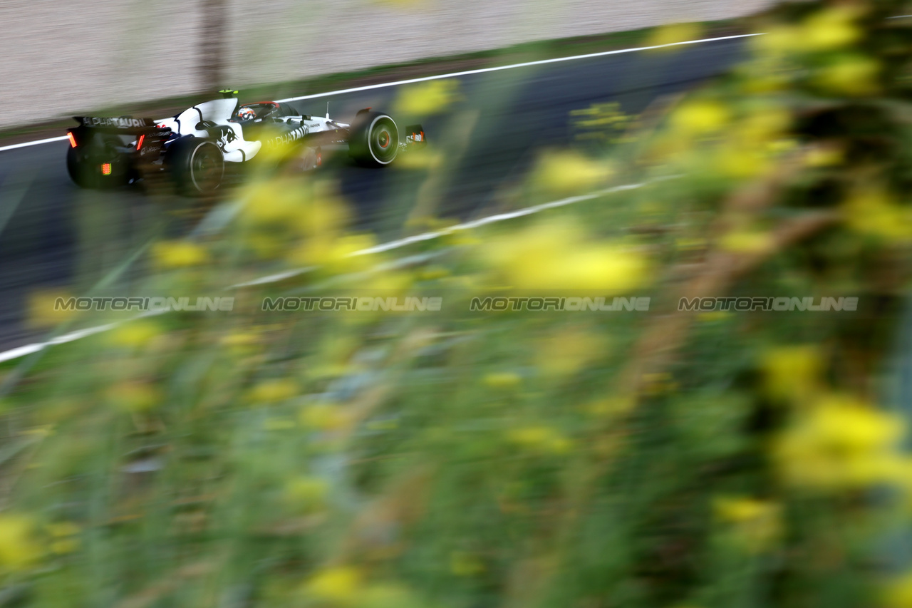 GP OLANDA, Yuki Tsunoda (JPN) AlphaTauri AT04.

25.08.2023. Formula 1 World Championship, Rd 14, Dutch Grand Prix, Zandvoort, Netherlands, Practice Day.

 - www.xpbimages.com, EMail: requests@xpbimages.com © Copyright: Coates / XPB Images
