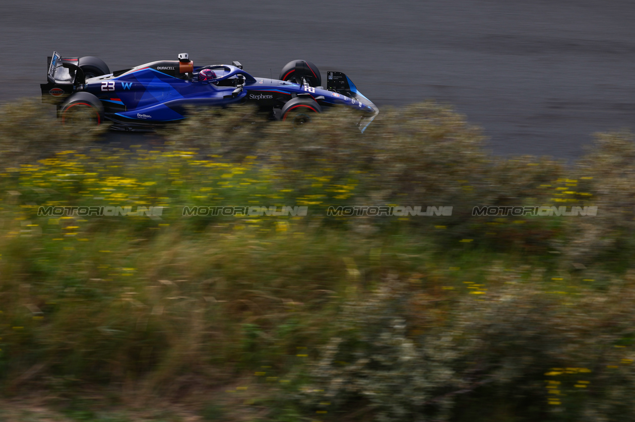 GP OLANDA, Alex Albon (THA), Williams F1 Team 
25.08.2023. Formula 1 World Championship, Rd 14, Dutch Grand Prix, Zandvoort, Netherlands, Practice Day.
- www.xpbimages.com, EMail: requests@xpbimages.com © Copyright: Charniaux / XPB Images