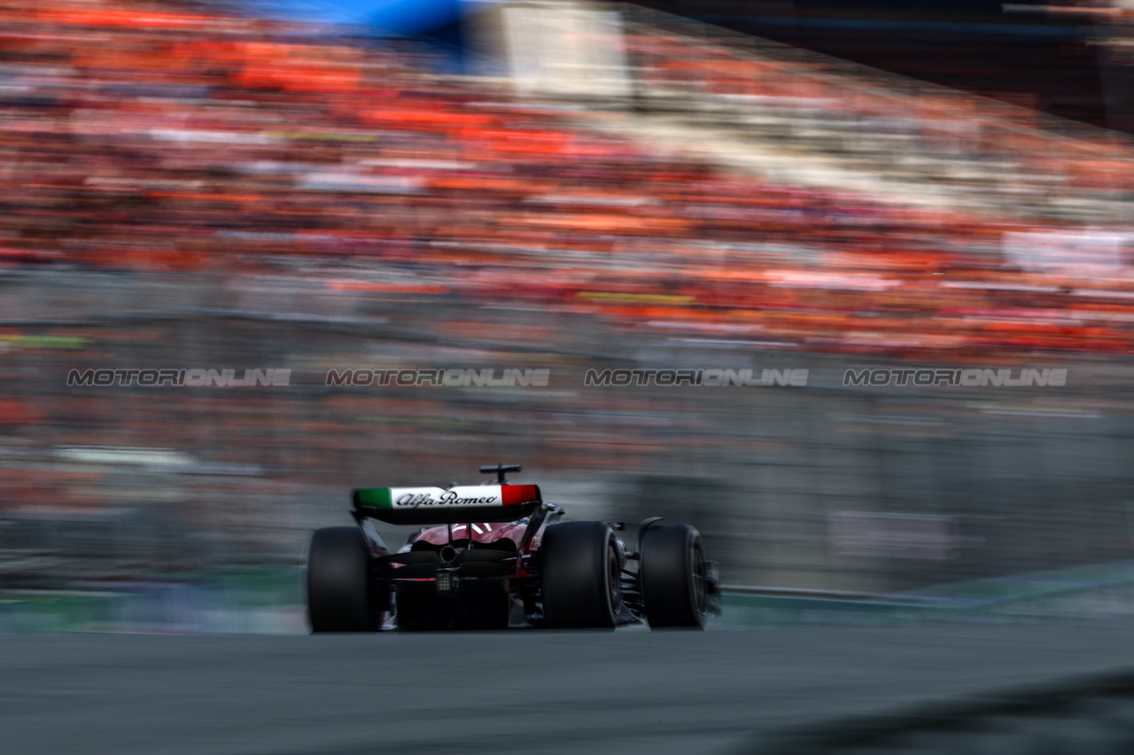 GP OLANDA, Valtteri Bottas (FIN), Alfa Romeo Racing 
25.08.2023. Formula 1 World Championship, Rd 14, Dutch Grand Prix, Zandvoort, Netherlands, Practice Day.
- www.xpbimages.com, EMail: requests@xpbimages.com © Copyright: Charniaux / XPB Images