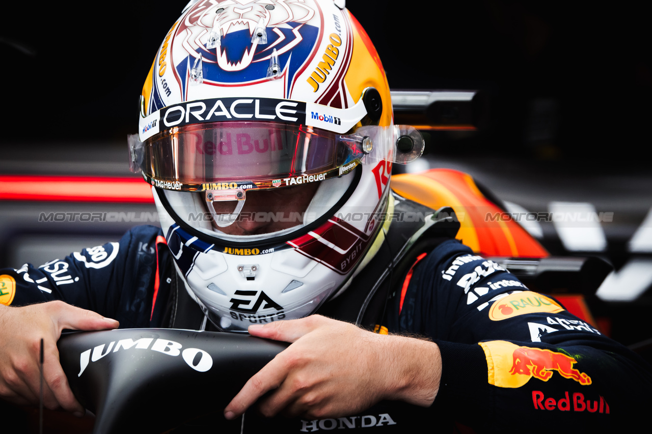GP OLANDA, Max Verstappen (NLD) Red Bull Racing RB19.

25.08.2023. Formula 1 World Championship, Rd 14, Dutch Grand Prix, Zandvoort, Netherlands, Practice Day.

- www.xpbimages.com, EMail: requests@xpbimages.com © Copyright: Bearne / XPB Images