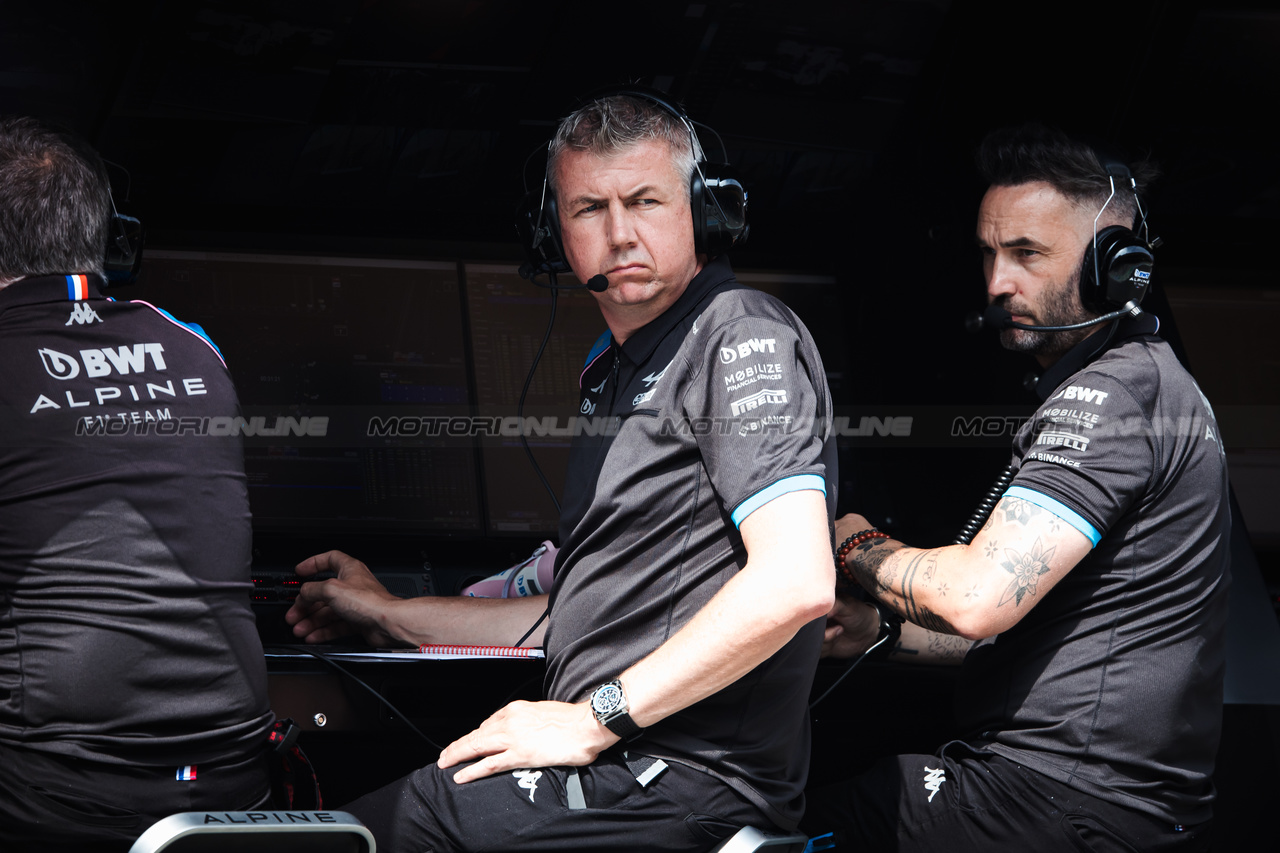 GP OLANDA, Rob Cherry (GBR) Alpine F1 Team Gara Team Manager.

25.08.2023. Formula 1 World Championship, Rd 14, Dutch Grand Prix, Zandvoort, Netherlands, Practice Day.

- www.xpbimages.com, EMail: requests@xpbimages.com © Copyright: Bearne / XPB Images