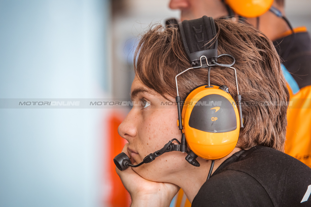 GP OLANDA, Oscar Piastri (AUS) McLaren.

25.08.2023. Formula 1 World Championship, Rd 14, Dutch Grand Prix, Zandvoort, Netherlands, Practice Day.

- www.xpbimages.com, EMail: requests@xpbimages.com © Copyright: Bearne / XPB Images