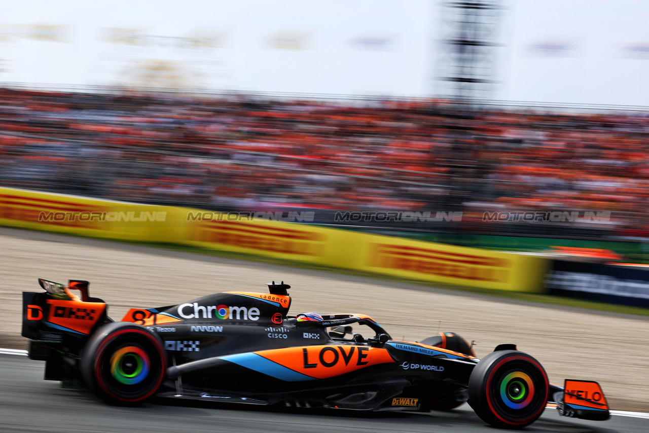 GP OLANDA, Oscar Piastri (AUS) McLaren MCL60.

25.08.2023. Formula 1 World Championship, Rd 14, Dutch Grand Prix, Zandvoort, Netherlands, Practice Day.

 - www.xpbimages.com, EMail: requests@xpbimages.com © Copyright: Coates / XPB Images