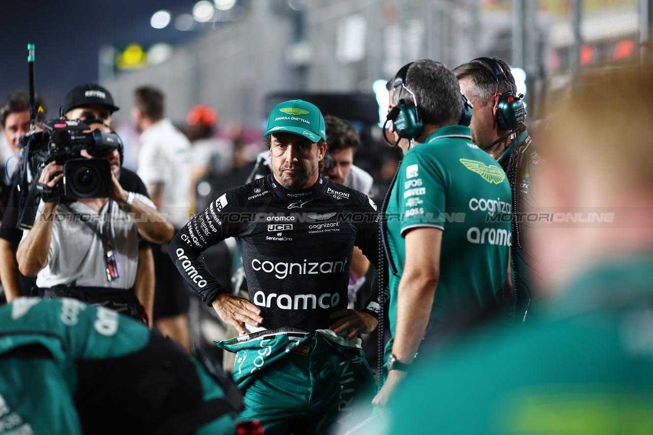 GP QATAR, Fernando Alonso (ESP) Aston Martin F1 Team on the grid.

08.10.2023. Formula 1 World Championship, Rd 18, Qatar Grand Prix, Doha, Qatar, Gara Day.

- www.xpbimages.com, EMail: requests@xpbimages.com © Copyright: Charniaux / XPB Images