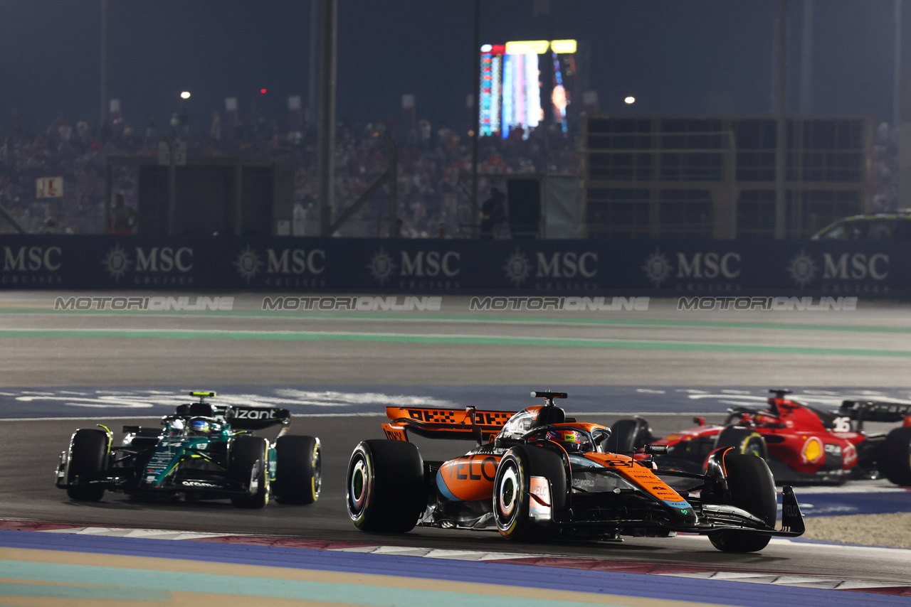 GP QATAR, Oscar Piastri (AUS) McLaren MCL60.

08.10.2023. Formula 1 World Championship, Rd 18, Qatar Grand Prix, Doha, Qatar, Gara Day.

- www.xpbimages.com, EMail: requests@xpbimages.com © Copyright: Batchelor / XPB Images