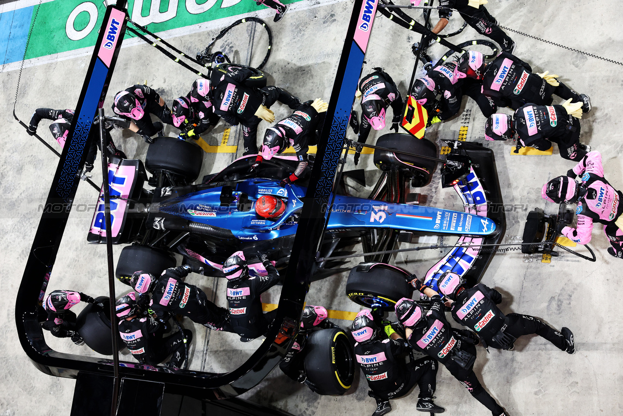 GP QATAR, Esteban Ocon (FRA) Alpine F1 Team A523 makes a pit stop.

08.10.2023. Formula 1 World Championship, Rd 18, Qatar Grand Prix, Doha, Qatar, Gara Day.

- www.xpbimages.com, EMail: requests@xpbimages.com © Copyright: Moy / XPB Images