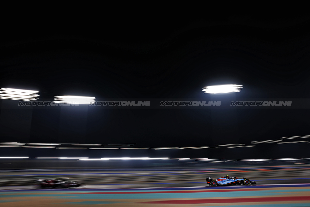 GP QATAR, Logan Sargeant (USA) Williams Racing FW45.

08.10.2023. Formula 1 World Championship, Rd 18, Qatar Grand Prix, Doha, Qatar, Gara Day.

- www.xpbimages.com, EMail: requests@xpbimages.com © Copyright: Charniaux / XPB Images