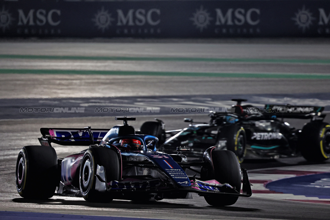 GP QATAR, Esteban Ocon (FRA) Alpine F1 Team A523.

08.10.2023. Formula 1 World Championship, Rd 18, Qatar Grand Prix, Doha, Qatar, Gara Day.

- www.xpbimages.com, EMail: requests@xpbimages.com © Copyright: Charniaux / XPB Images