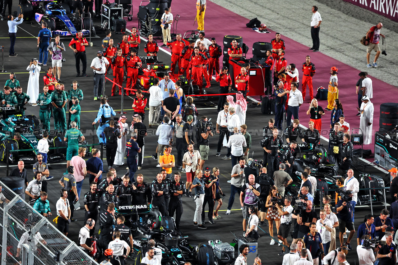 GP QATAR, griglia Atmosfera.

08.10.2023. Formula 1 World Championship, Rd 18, Qatar Grand Prix, Doha, Qatar, Gara Day.

- www.xpbimages.com, EMail: requests@xpbimages.com © Copyright: Moy / XPB Images