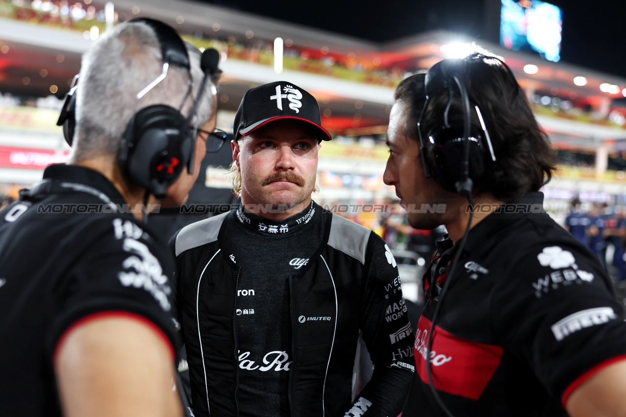 GP QATAR, Valtteri Bottas (FIN) Alfa Romeo F1 Team on the grid.

08.10.2023. Formula 1 World Championship, Rd 18, Qatar Grand Prix, Doha, Qatar, Gara Day.

- www.xpbimages.com, EMail: requests@xpbimages.com © Copyright: Moy / XPB Images