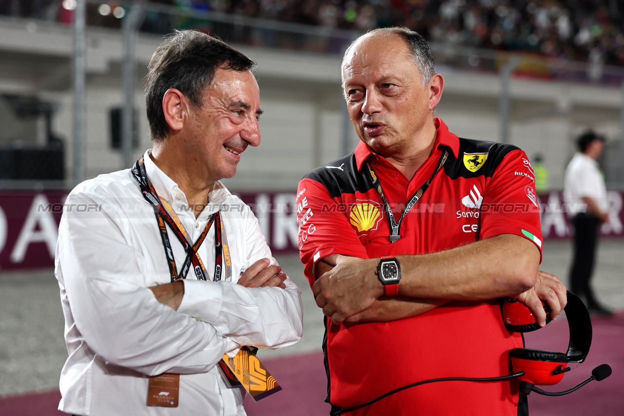 GP QATAR, (L to R): Pierre Fillon (FRA) ACO President with Frederic Vasseur (FRA) Ferrari Team Principal on the grid.

08.10.2023. Formula 1 World Championship, Rd 18, Qatar Grand Prix, Doha, Qatar, Gara Day.

- www.xpbimages.com, EMail: requests@xpbimages.com © Copyright: Moy / XPB Images