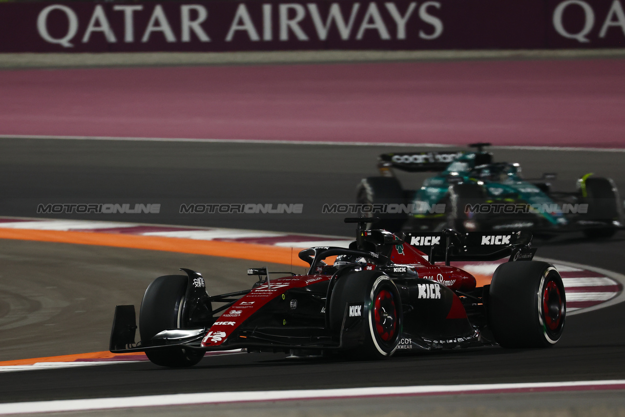 GP QATAR, Valtteri Bottas (FIN) Alfa Romeo F1 Team C43.

08.10.2023. Formula 1 World Championship, Rd 18, Qatar Grand Prix, Doha, Qatar, Gara Day.

 - www.xpbimages.com, EMail: requests@xpbimages.com © Copyright: Coates / XPB Images