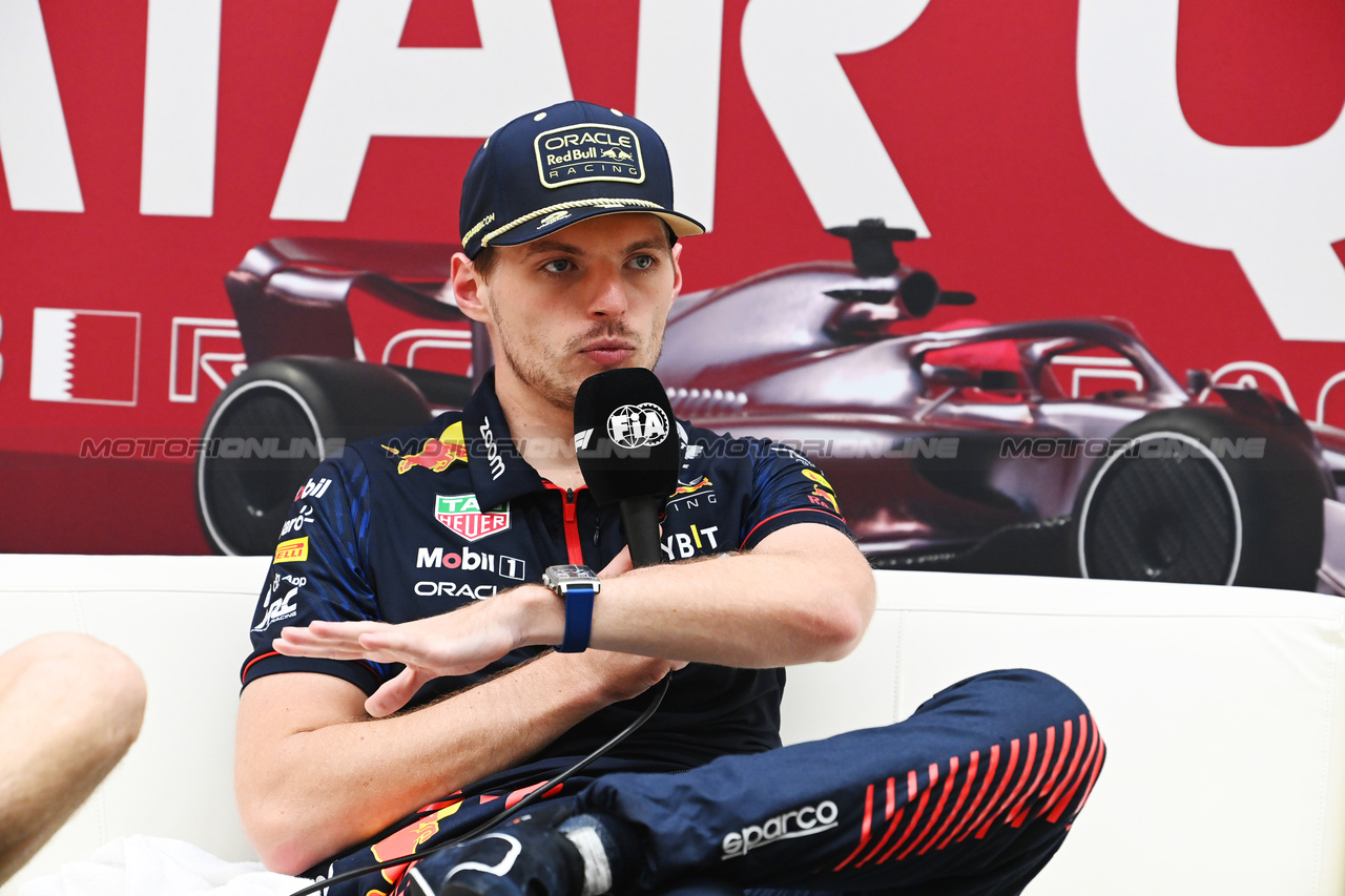 GP QATAR, Max Verstappen (NLD) Red Bull Racing in the post race FIA Press Conference.

08.10.2023. Formula 1 World Championship, Rd 18, Qatar Grand Prix, Doha, Qatar, Gara Day.

- www.xpbimages.com, EMail: requests@xpbimages.com © Copyright: XPB Images