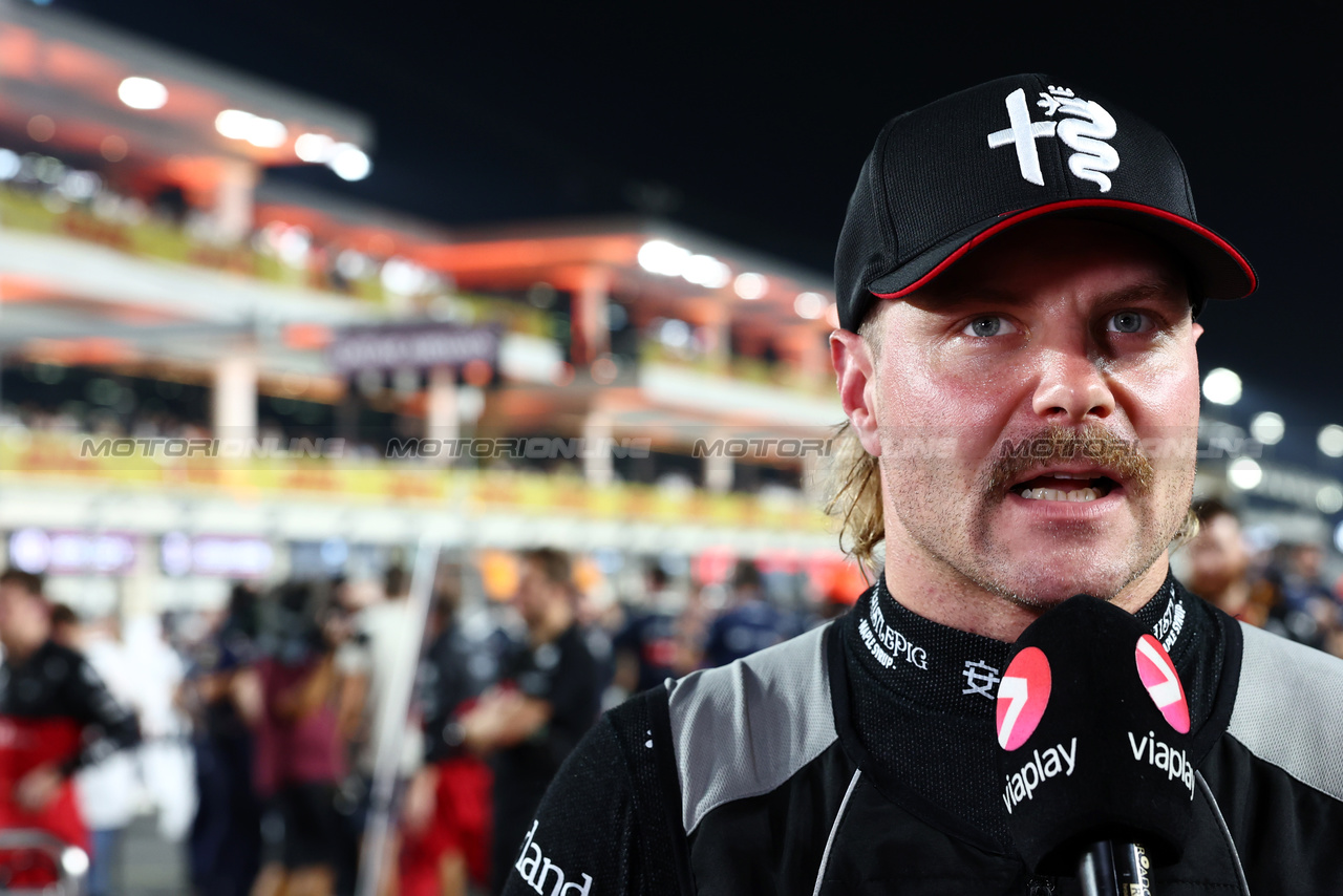 GP QATAR, Valtteri Bottas (FIN) Alfa Romeo F1 Team on the grid.

08.10.2023. Formula 1 World Championship, Rd 18, Qatar Grand Prix, Doha, Qatar, Gara Day.

- www.xpbimages.com, EMail: requests@xpbimages.com © Copyright: Charniaux / XPB Images