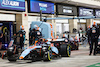 GP QATAR, Alexander Albon (THA) Williams Racing FW45 makes a pit stop.
08.10.2023. Formula 1 World Championship, Rd 18, Qatar Grand Prix, Doha, Qatar, Gara Day.
- www.xpbimages.com, EMail: requests@xpbimages.com © Copyright: Batchelor / XPB Images