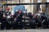 GP QATAR, Yuki Tsunoda (JPN) AlphaTauri AT04 makes a pit stop.
08.10.2023. Formula 1 World Championship, Rd 18, Qatar Grand Prix, Doha, Qatar, Gara Day.
- www.xpbimages.com, EMail: requests@xpbimages.com © Copyright: Batchelor / XPB Images