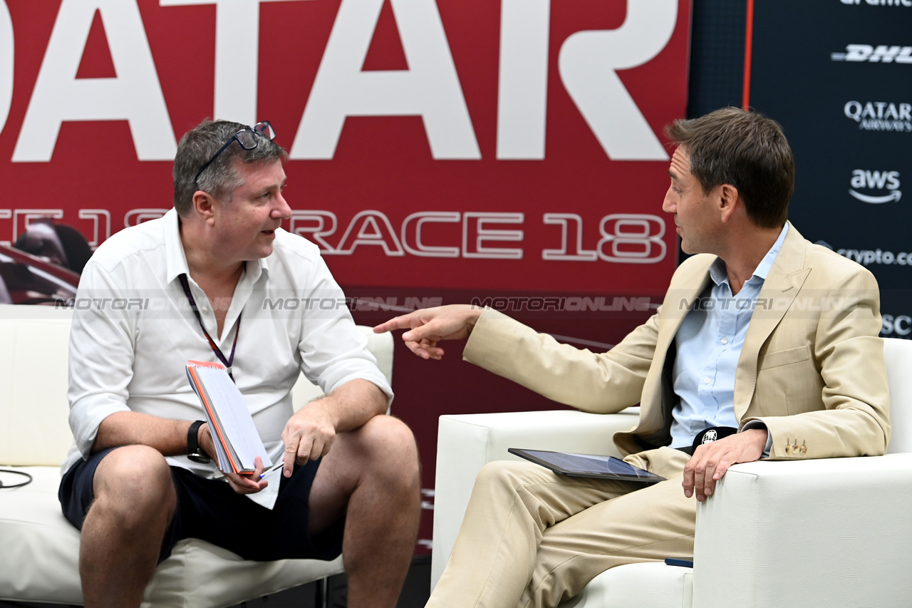 GP QATAR, (L to R): David Croft (GBR) Sky Sports Commentator e Tom Clarkson (GBR) Journalist in the FIA Press Conference.

05.10.2023. Formula 1 World Championship, Rd 18, Qatar Grand Prix, Doha, Qatar, Preparation Day.

- www.xpbimages.com, EMail: requests@xpbimages.com © Copyright: XPB Images
