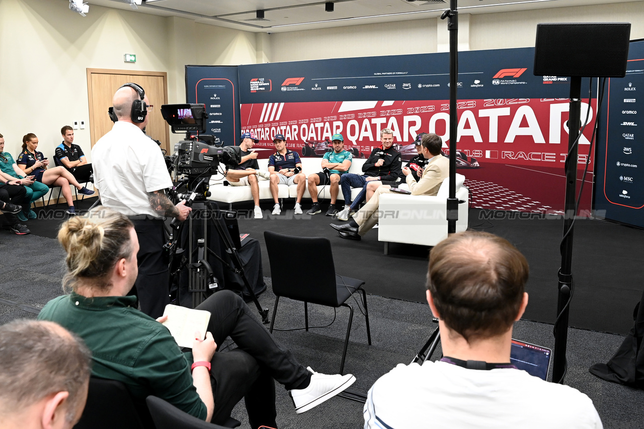 GP QATAR, (L to R): Pierre Gasly (FRA) Alpine F1 Team; Sergio Perez (MEX) Red Bull Racing; Fernando Alonso (ESP) Aston Martin F1 Team; Nico Hulkenberg (GER) Haas F1 Team; e Zhou Guanyu (CHN) Alfa Romeo F1 Team, in the FIA Press Conference.

05.10.2023. Formula 1 World Championship, Rd 18, Qatar Grand Prix, Doha, Qatar, Preparation Day.

- www.xpbimages.com, EMail: requests@xpbimages.com © Copyright: XPB Images