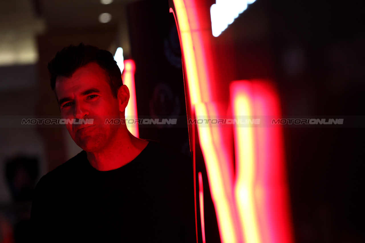 GP QATAR, Steve Jones (GBR) Channel 4 F1 Presenter.

05.10.2023. Formula 1 World Championship, Rd 18, Qatar Grand Prix, Doha, Qatar, Preparation Day.

- www.xpbimages.com, EMail: requests@xpbimages.com © Copyright: Moy / XPB Images